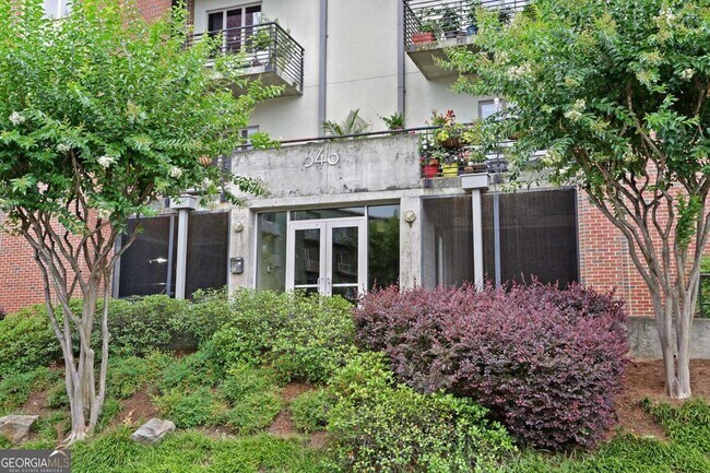 Primary Photo - 640 Glen Iris Dr NE
