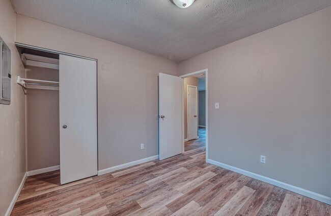 Building Photo - 2735 Joyce Ave