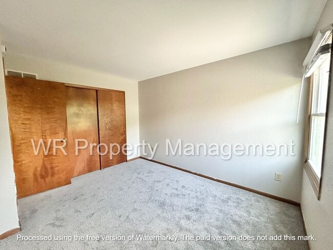 Building Photo - 4 Bed 2.5 Bathroom Home for Rent in Sylvania