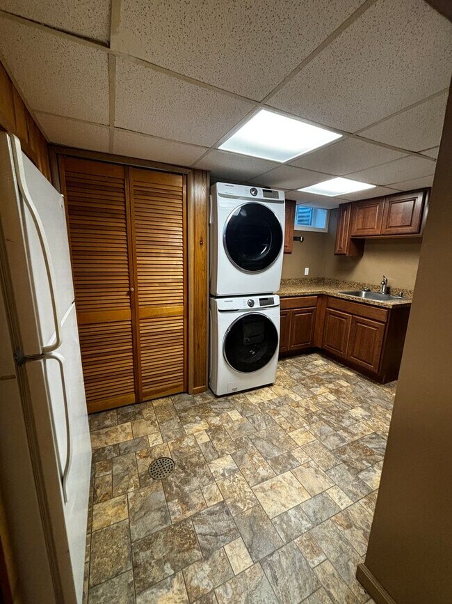 Building Photo - 4011 Buckley Pl