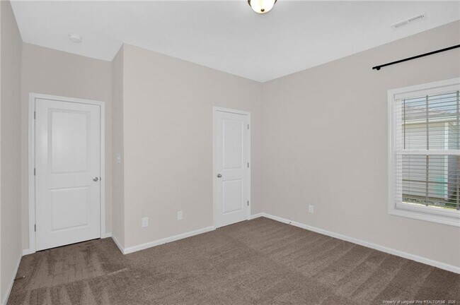 Building Photo - 2346 Spinning Wheel Rd