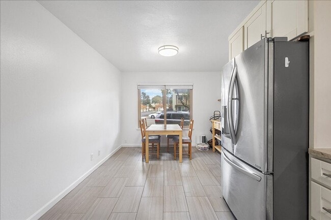 Building Photo - 1141 Verdemar Dr