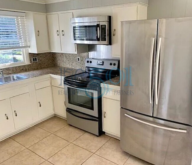 Building Photo - **Stunning New Rental Opportunity in Park Hill!**