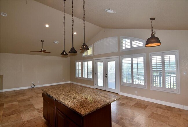 Building Photo - 112 Ridge Harbor Dr
