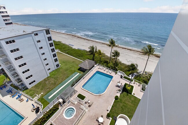 Building Photo - 2917 S Ocean Blvd