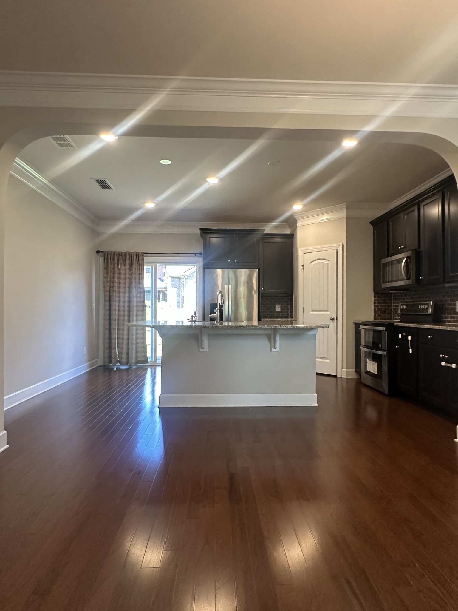 Building Photo - 5448 Pisano St