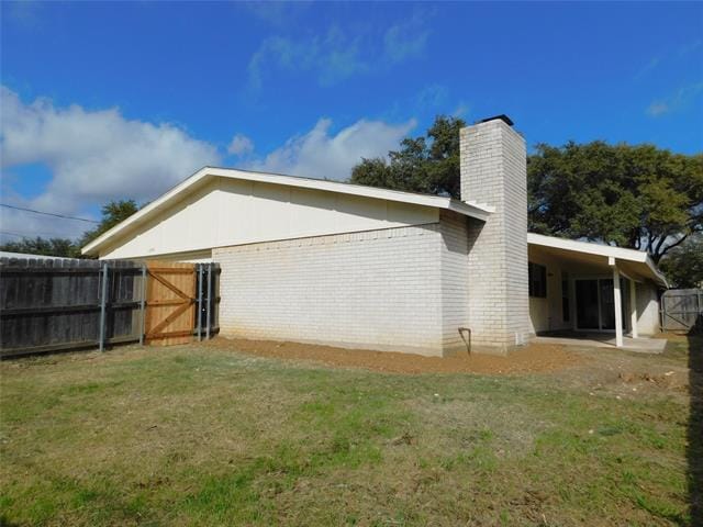 Building Photo - 1524 Carnation Dr