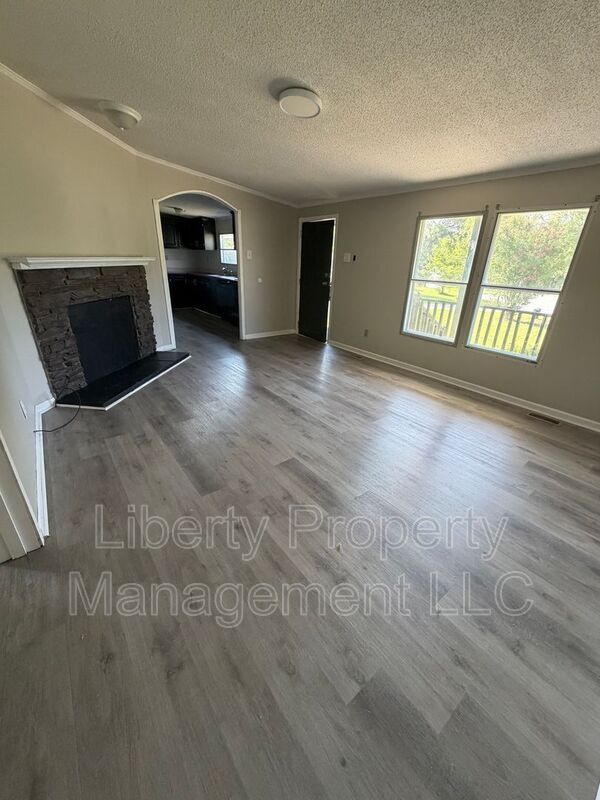 Building Photo - 471 Washington Ln