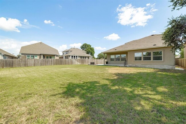 Building Photo - 1833 Chickasaw Run