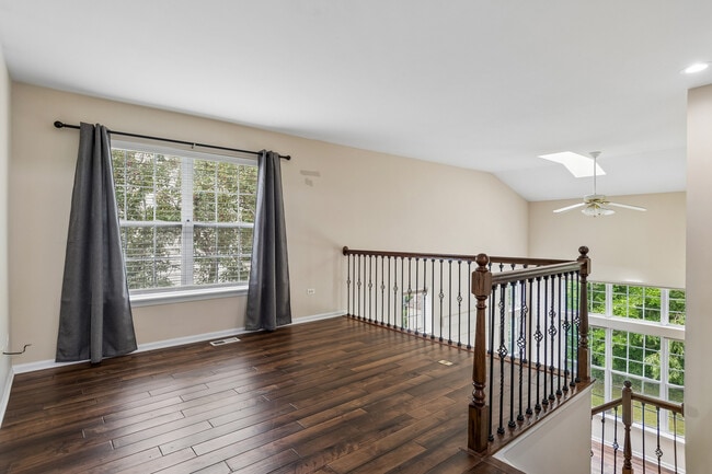 Building Photo - 382 Vaughn Cir