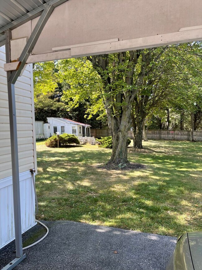 Building Photo - 3 bedroom home Fayetville PA!