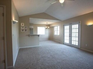Building Photo - Charming 3 Bedroom 2 Bath Ranch in Willard Schools-