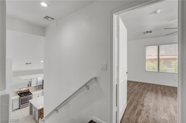 Building Photo - 3557 Sedwick Dr
