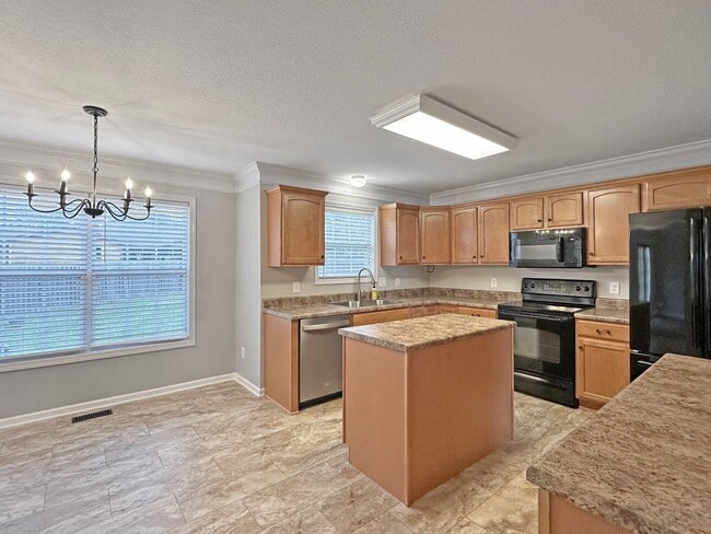Building Photo - Charming Karns, 3-4 bedroom Home on Quiet ...