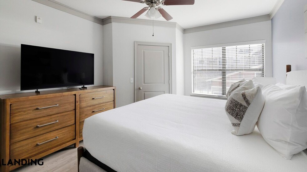 Building Photo - 4689 Mustang Pkwy