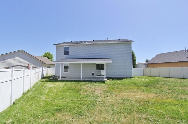 Building Photo - 769 S Beaver Creek Way