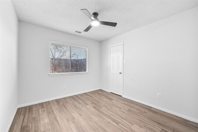 Building Photo - 3623 Sage Pointe Ct