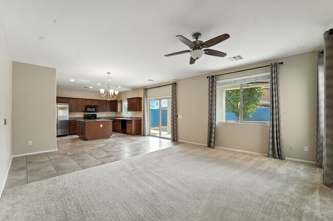 Building Photo - Charming Marley Park Home with Gorgeous Cu...