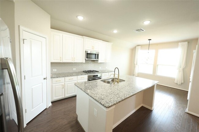 Building Photo - 2334 Falcon Brook Dr
