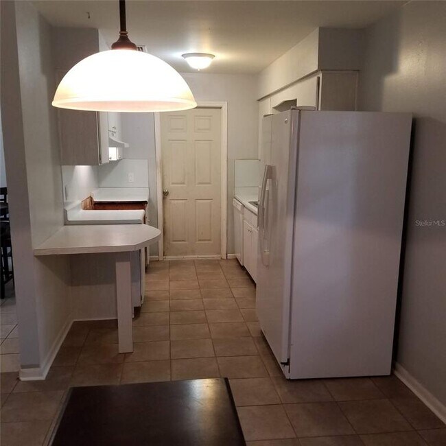 Building Photo - 6717 Mornay Cir
