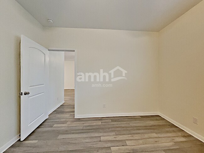 Building Photo - 7942 Cactus Plum Drive