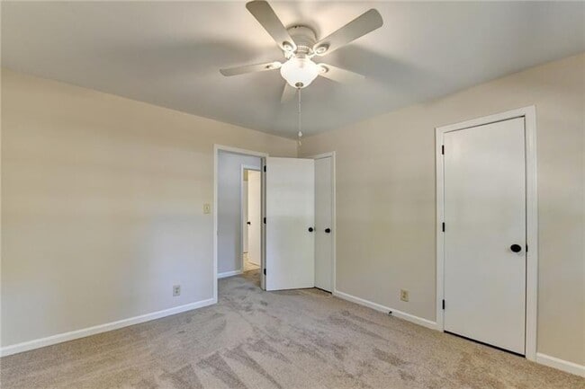 Building Photo - 478 Dorsey Cir SW