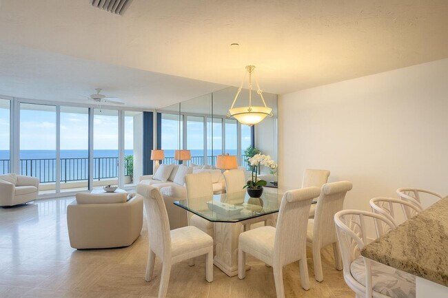 Building Photo - 800 Ocean Dr