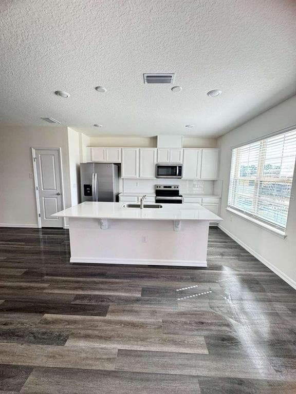 Building Photo - 16593 Barbours Crk Wy