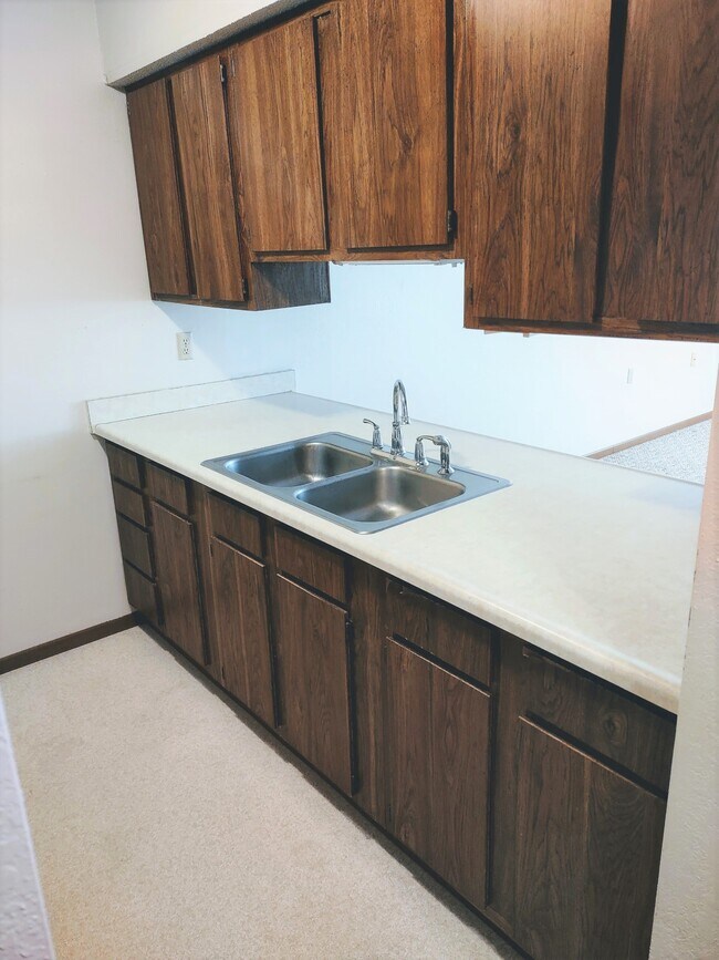 Building Photo - Centennial Estates