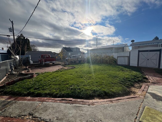 Building Photo - Cute Ephrata Home-Reduced Rent
