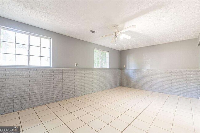 Building Photo - 806 Houndstooth Trail NW