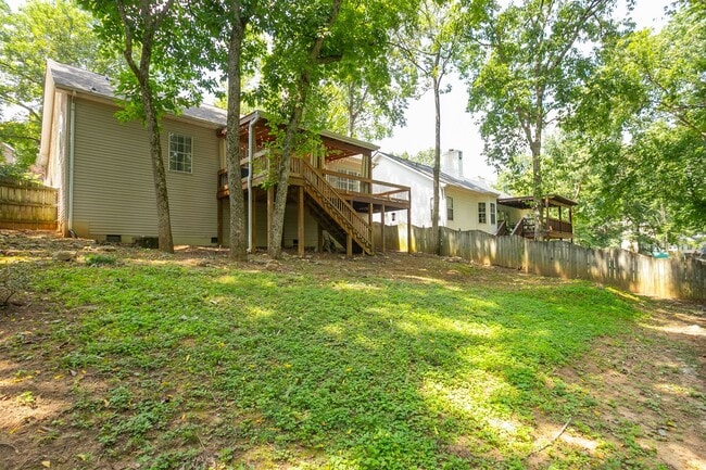 Building Photo - 1004 Elmshade Ln