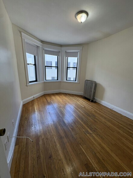 Building Photo - 1160 Commonwealth Ave