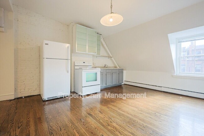Building Photo - 29 E Springfield St