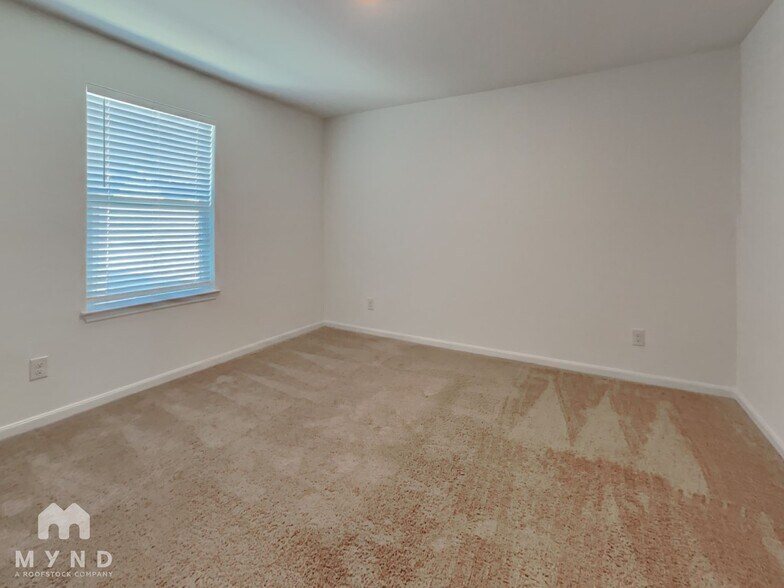 Building Photo - 10824 Quinn Ct