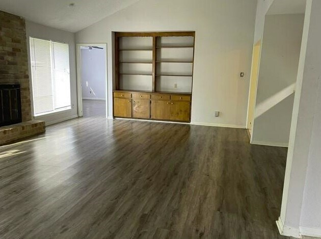 Building Photo - 10202 Pebble Park Ln