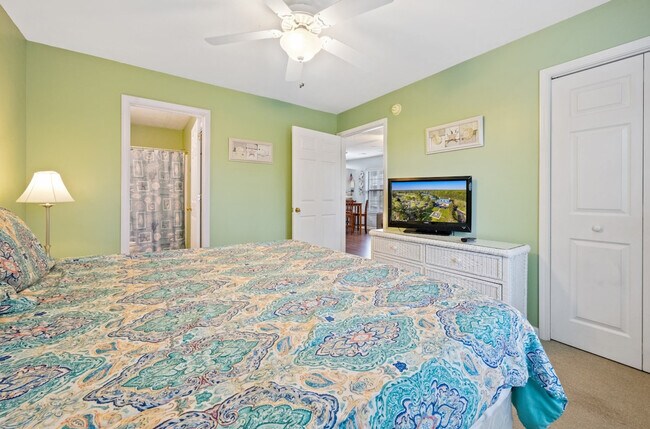 Building Photo - 598 Blue Stem Dr