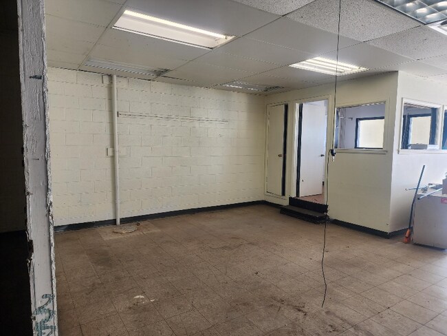Building Photo - 3208 W County Rd 54G