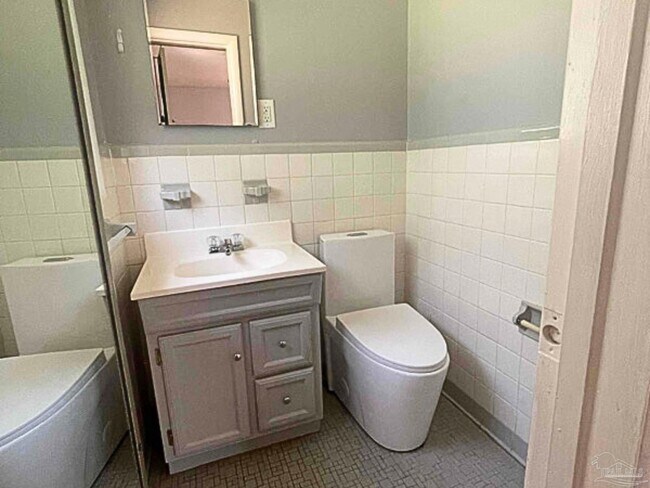 Building Photo - 3708 Whispering Pines Dr