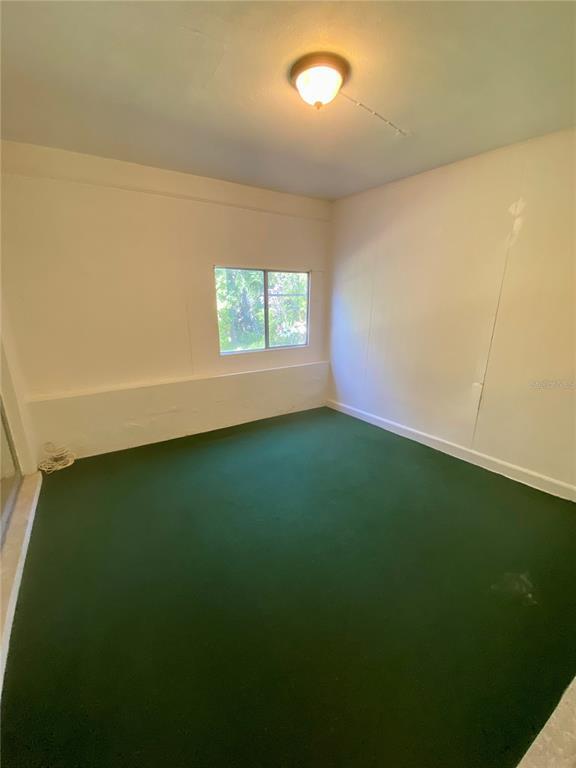 Building Photo - 2084 Ridgelane Rd