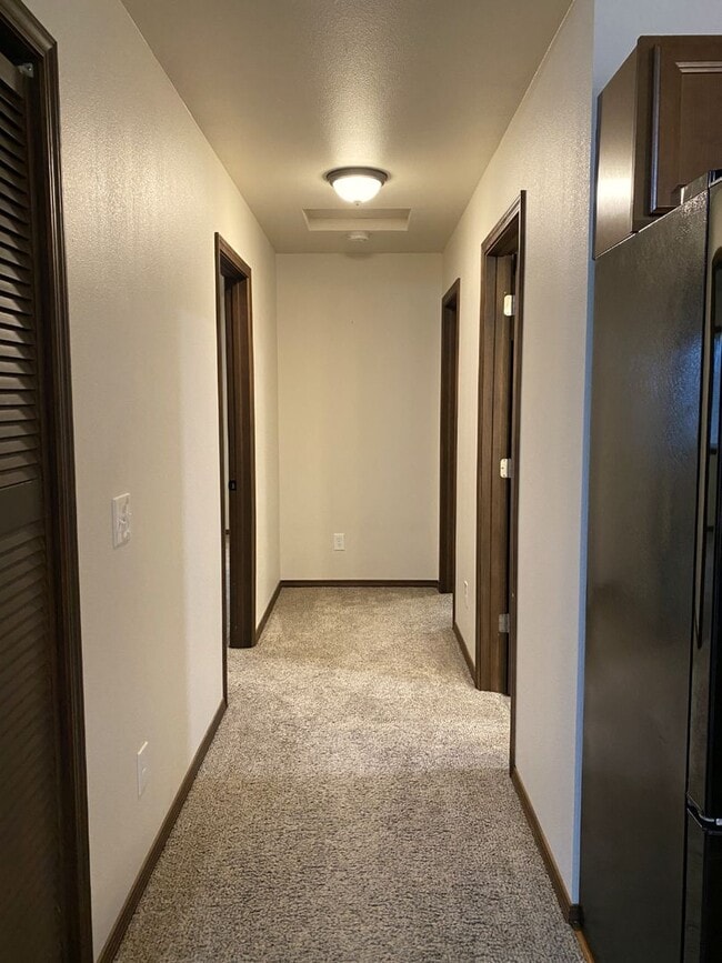 Building Photo - Second-Level Living