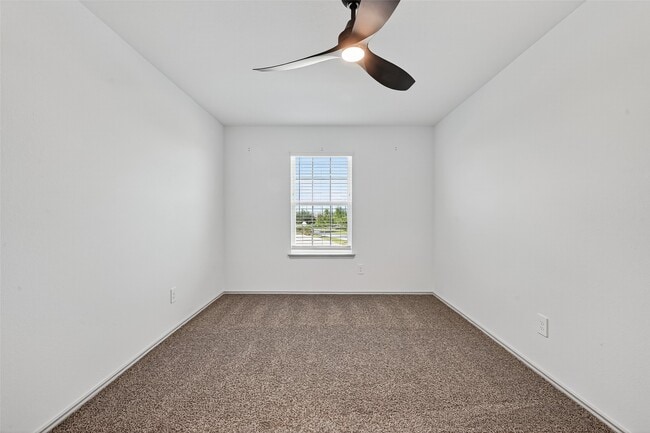 Building Photo - 1722 Bryson Heights Dr