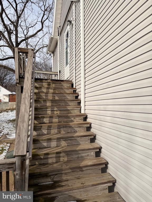 Building Photo - 5906 Benton Heights Ave