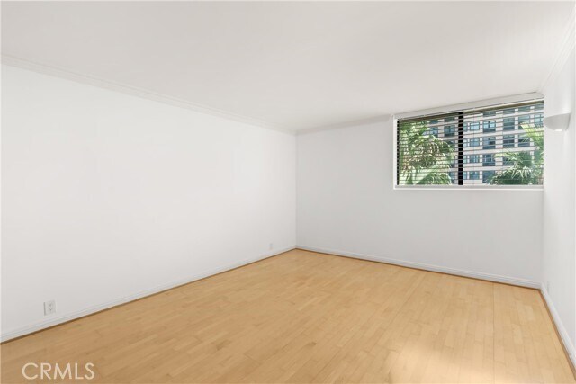 Building Photo - 10535 Wilshire Blvd