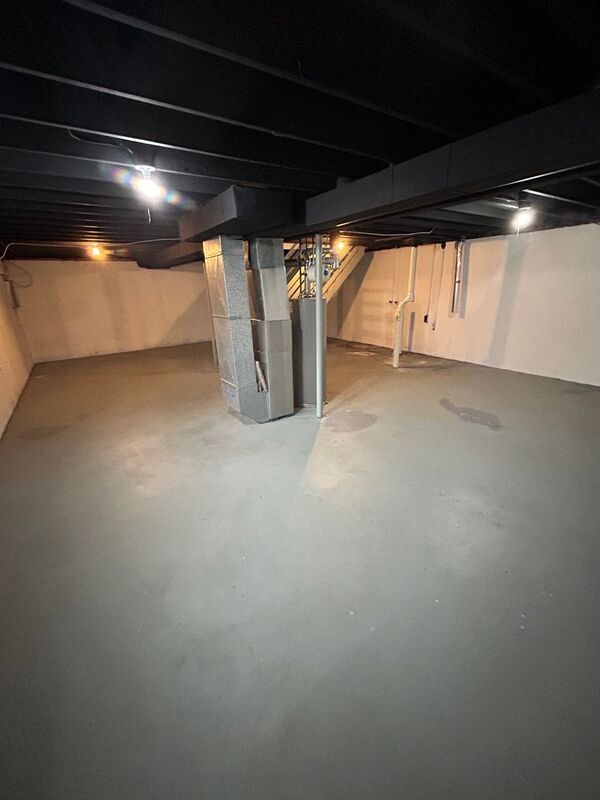 Building Photo - 116 Grether Ave