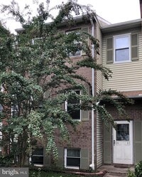 Building Photo - 2495 Vineyard Ln