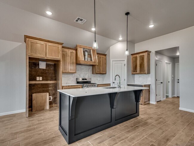 Building Photo - 11704 SW 48th St
