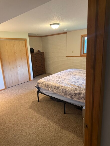Master Bedroom Downstairs - 103 Sand Lake Ct