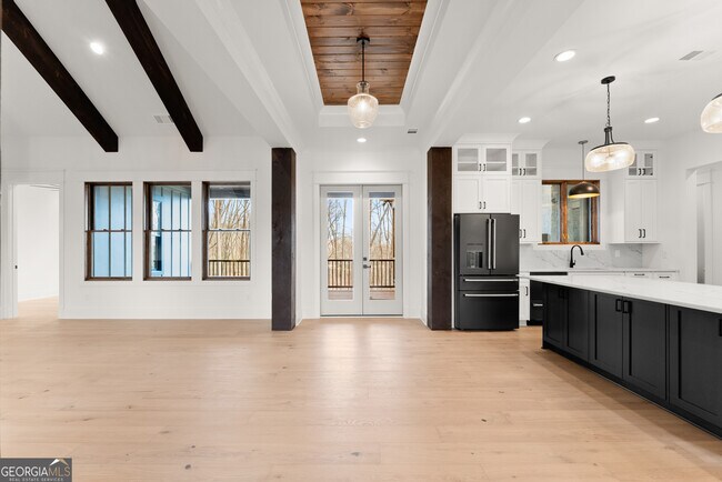 Building Photo - 3255 Tanners Mill Rd