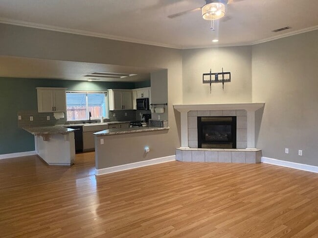 Building Photo - Nice Home in Windsor Estates!!